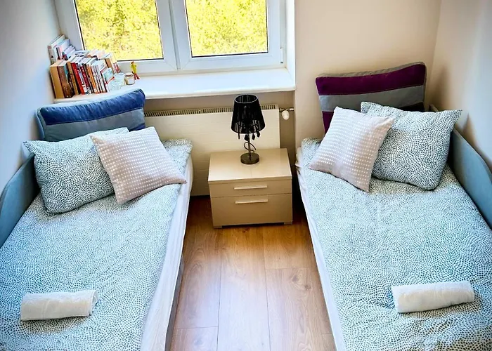 43M2 Apartament Saski- Blisko Starowki I Dworca Centralnego- Elektoralna 19A