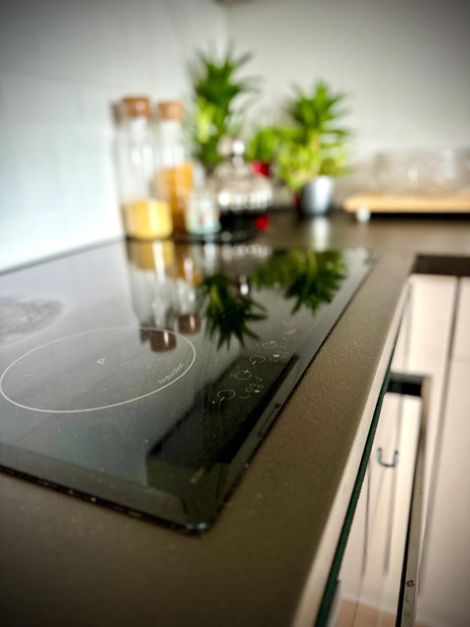 Appartamento 43m2 Saski- Blisko Starowki I Dworca Centralnego- Elektoralna 19a *