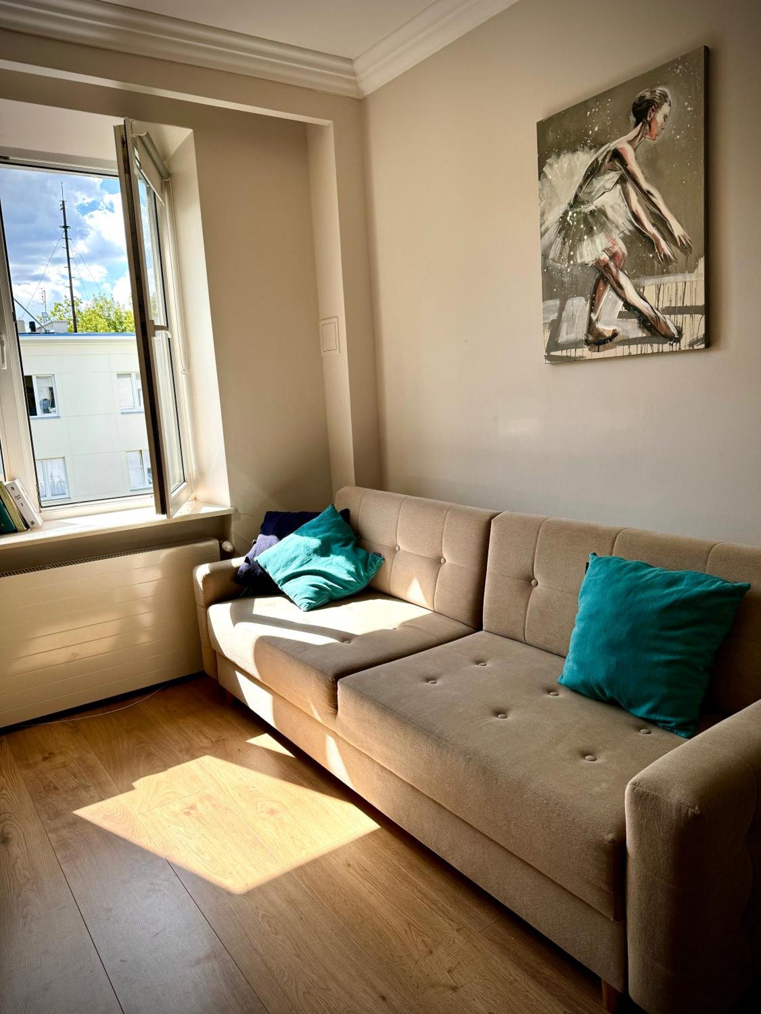 Apartament 43m2 Saski- Blisko Starowki I Dworca Centralnego- Elektoralna 19a *